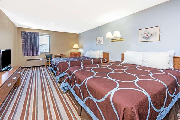  - Super 8 Hotel Sullivan