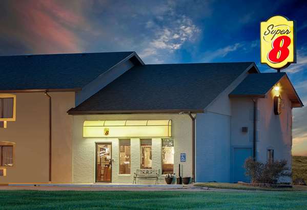 Exterior view - Super 8 Motel Marshall