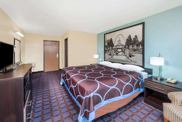  - Super 8 Hotel Okawville