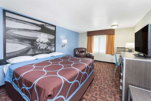  - Super 8 Motel Moberly