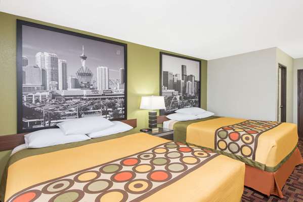  - Super 8 Motel Moberly