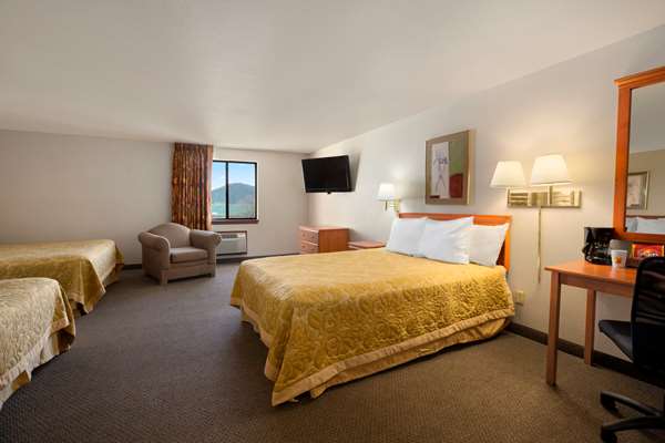  - Super 8 Motel Coeur d'Alene - I-90, Exit 12