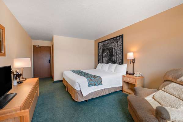  - Super 8 Hotel Mt Rushmore Hill City