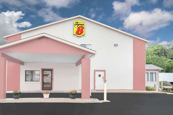 Exterior view - Super 8 Hotel East Moline