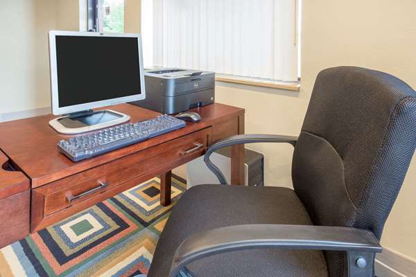 Conference Area - Super 8 Hotel East Moline