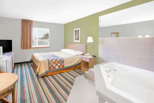 Suite - Super 8 Hotel East Moline