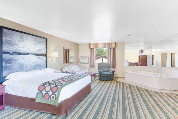  - Super 8 Hotel Mitchell