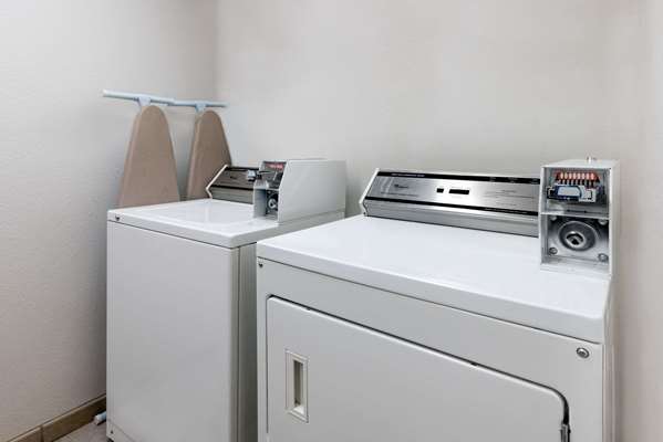 Amenities - Super 8 Hotel Murdo