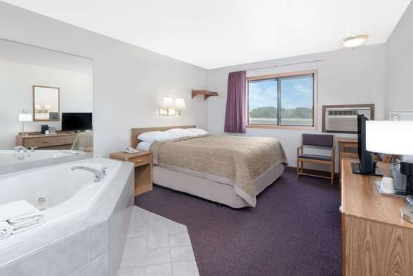  - Super 8 Hotel Murdo