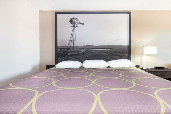  - Super 8 Hotel Miller