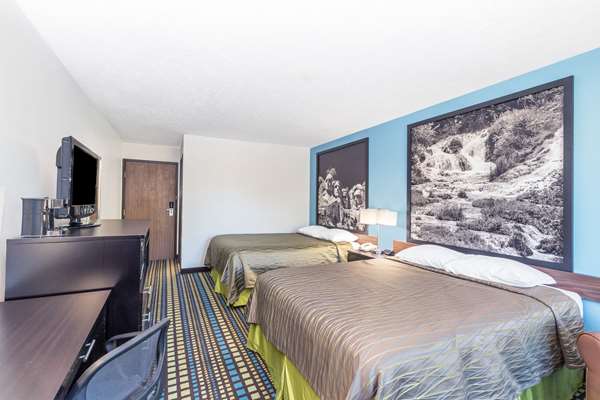 - Super 8 Hotel North Sioux City - I-29, Exit 2