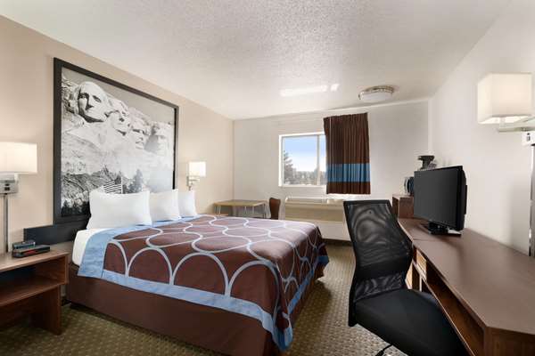  - Super 8 Hotel Crazy Horse Area Custer