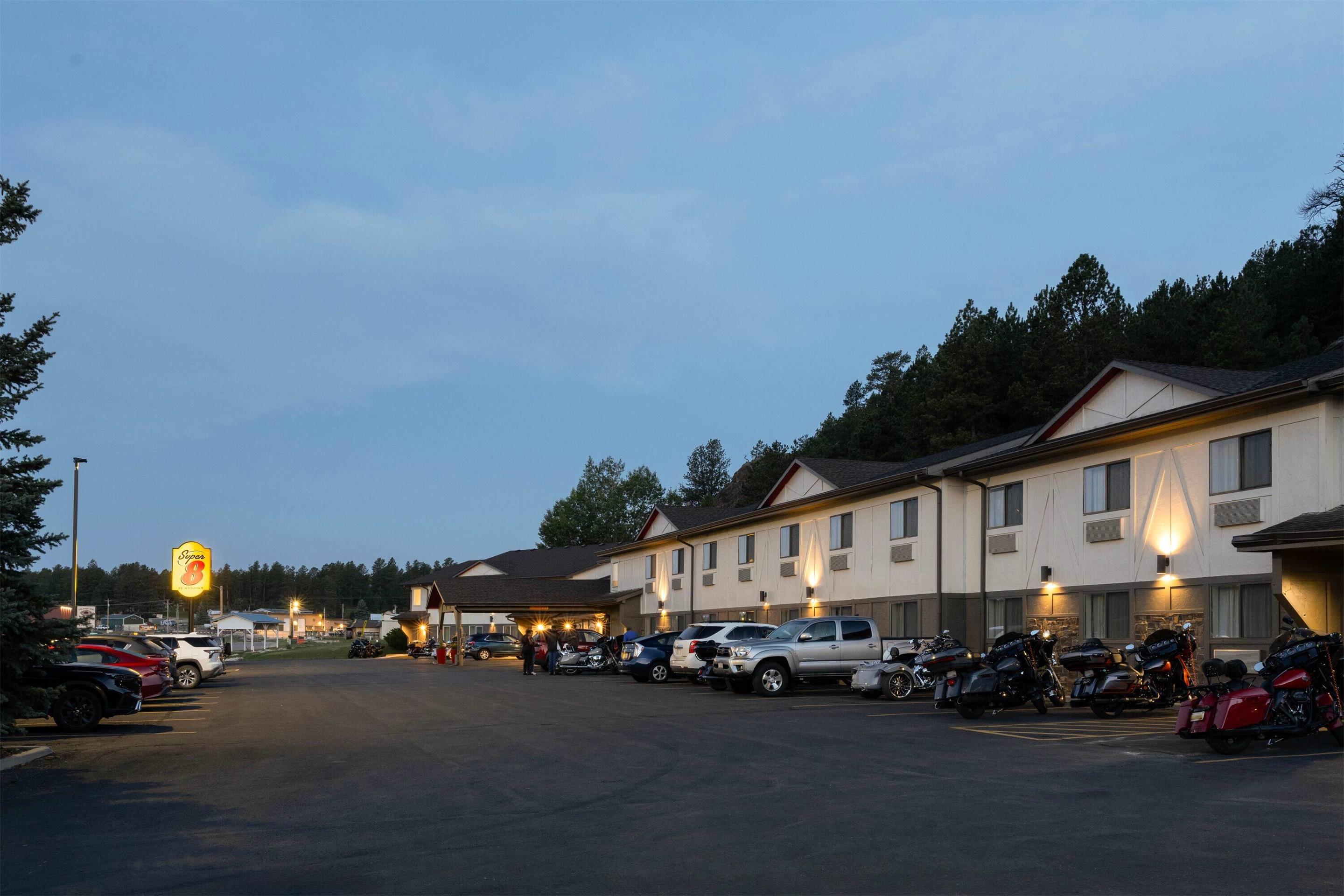 Exterior | Super 8 by Wyndham Custer/Crazy Horse Area