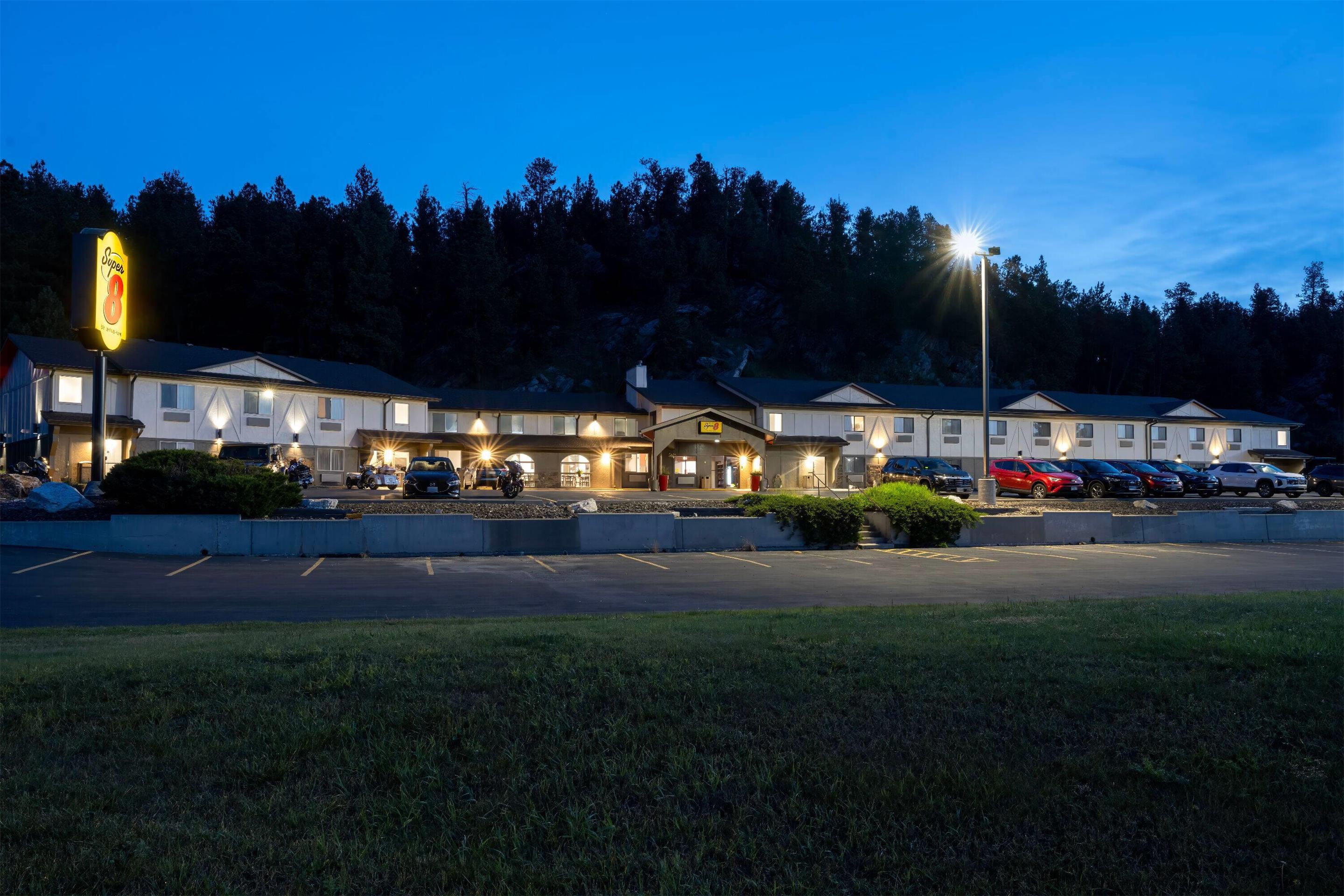 Exterior | Super 8 by Wyndham Custer/Crazy Horse Area
