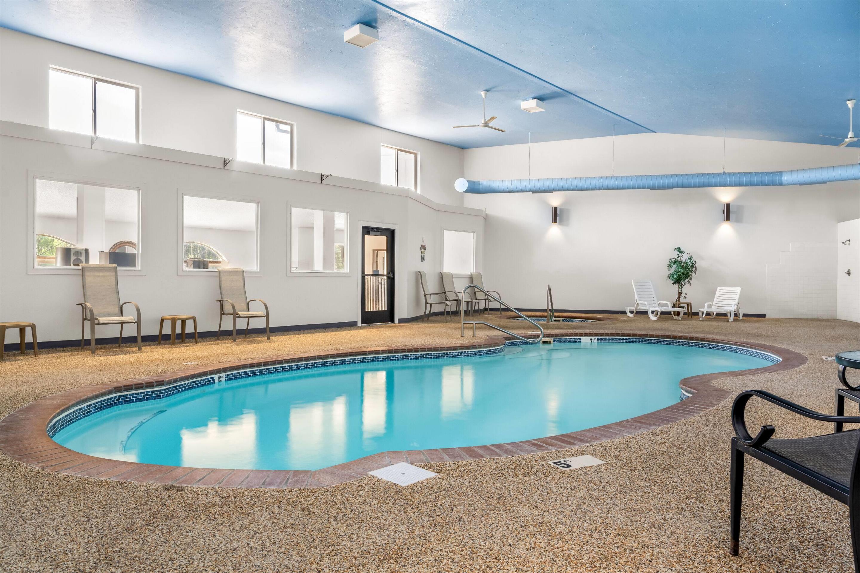 Pool - indoor | Super 8 by Wyndham Custer/Crazy Horse Area