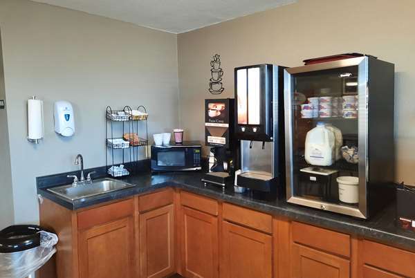  - Super 8 Hotel Watertown