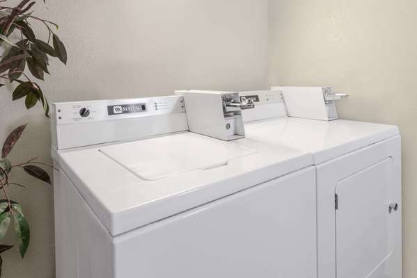 Amenities - Super 8 Hotel Winner