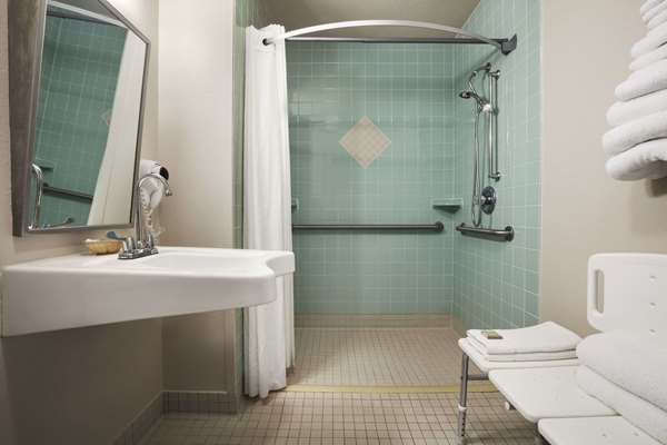  - Super 8 Hotel Sturgis - I-90, Exit 30