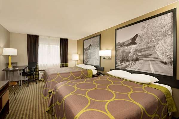  - Super 8 Hotel Lexington - I-75, Exit 110