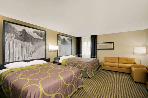  - Super 8 Hotel Lexington - I-75, Exit 110