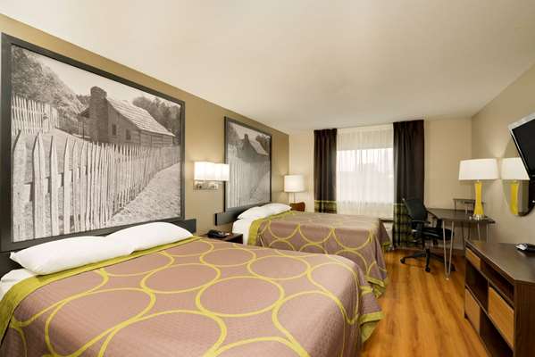  - Super 8 Hotel Lexington - I-75, Exit 110