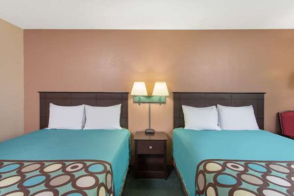  - Super 8 Hotel Austin