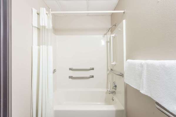  - Super 8 Hotel O'Fallon - I-70, Exit 216