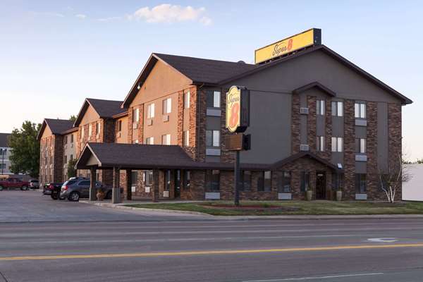Exterior view - Super 8 Hotel 41st Street Sioux Falls - I-29, Exit 77
