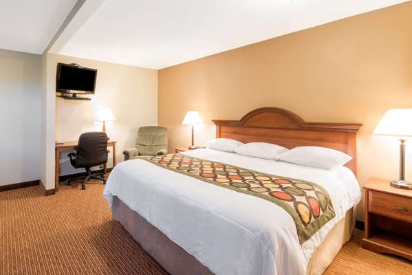 Suite - Super 8 Hotel Bemidji