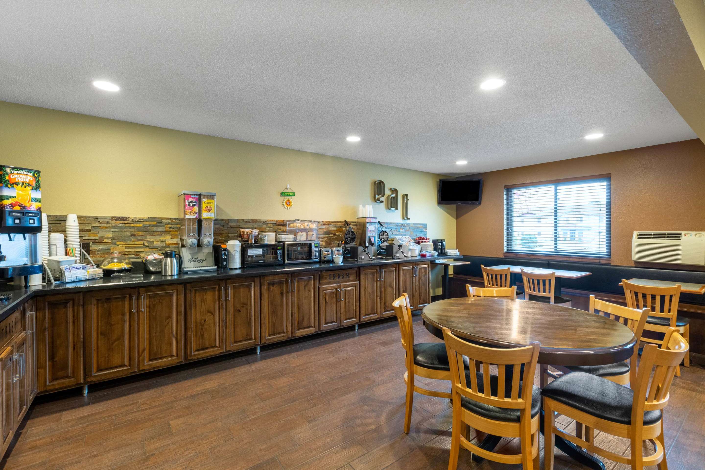 Property amenity | Super 8 by Wyndham Bemidji MN