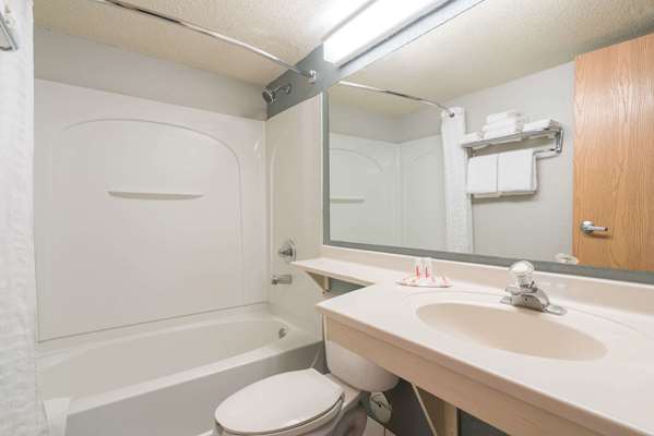  - Super 8 Hotel Minneapolis Airport Bloomington