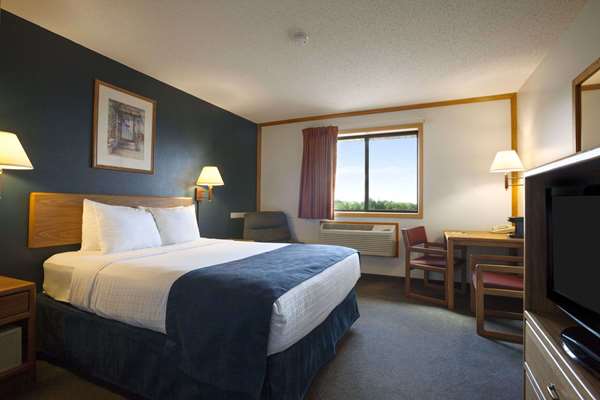  - Super 8 Hotel Eveleth
