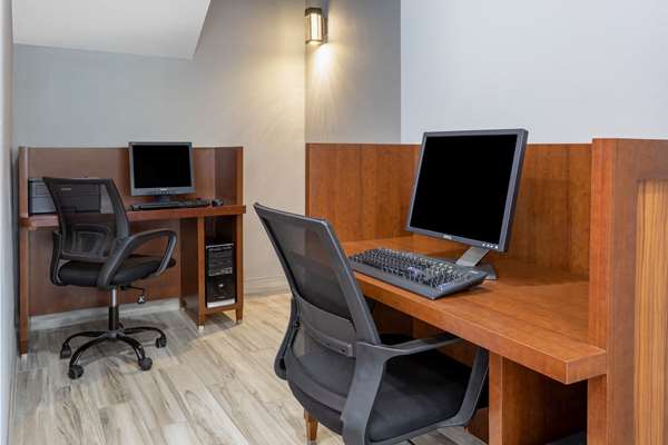 Conference Area - Baymont Inn & Suites Mayo Clinic Rochester