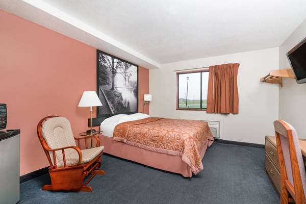  - Super 8 Hotel Perham