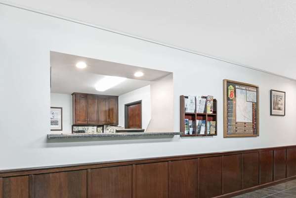  - Super 8 Hotel Perham