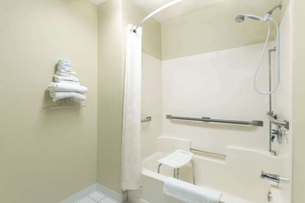  - Super 8 Hotel Perham