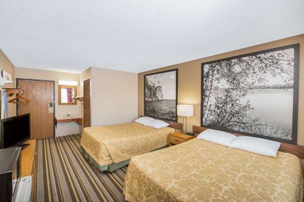  - Super 8 Hotel Blue Earth