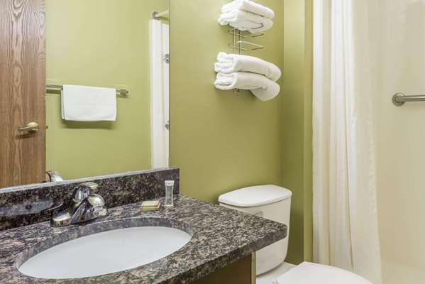  - Super 8 Hotel Red Wing