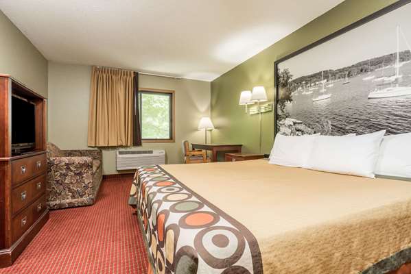  - Super 8 Hotel Red Wing