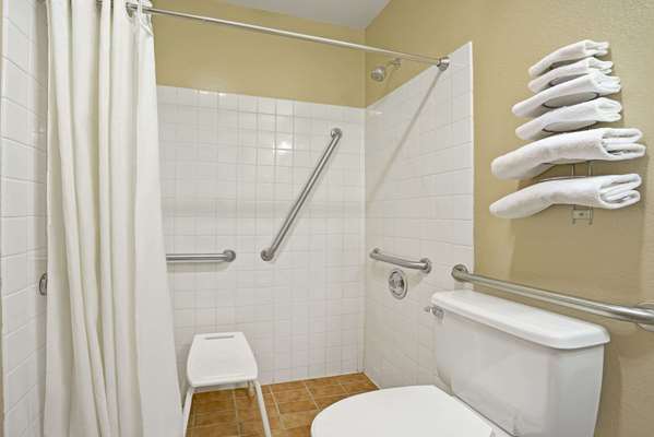  - Super 8 Hotel Melrose