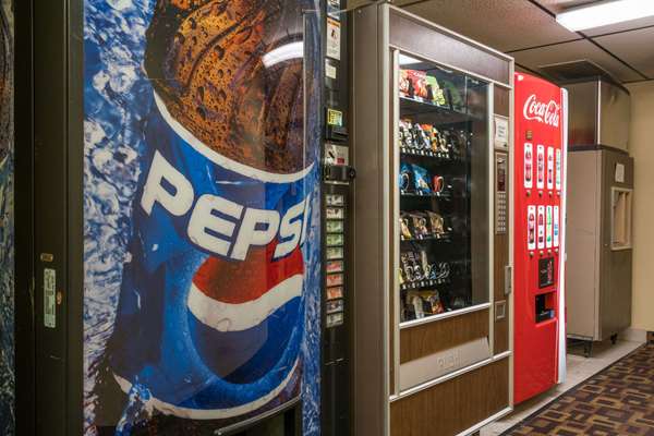  - Super 8 Hotel Owatonna