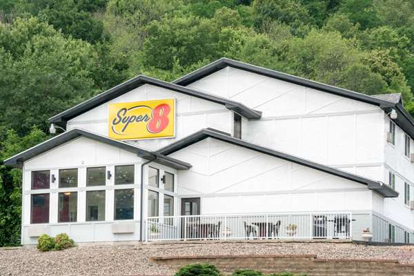 Exterior view - Super 8 Motel Winona