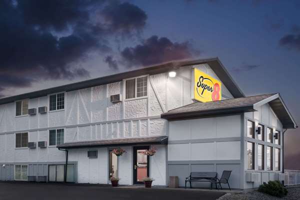 Exterior view - Super 8 Motel Winona