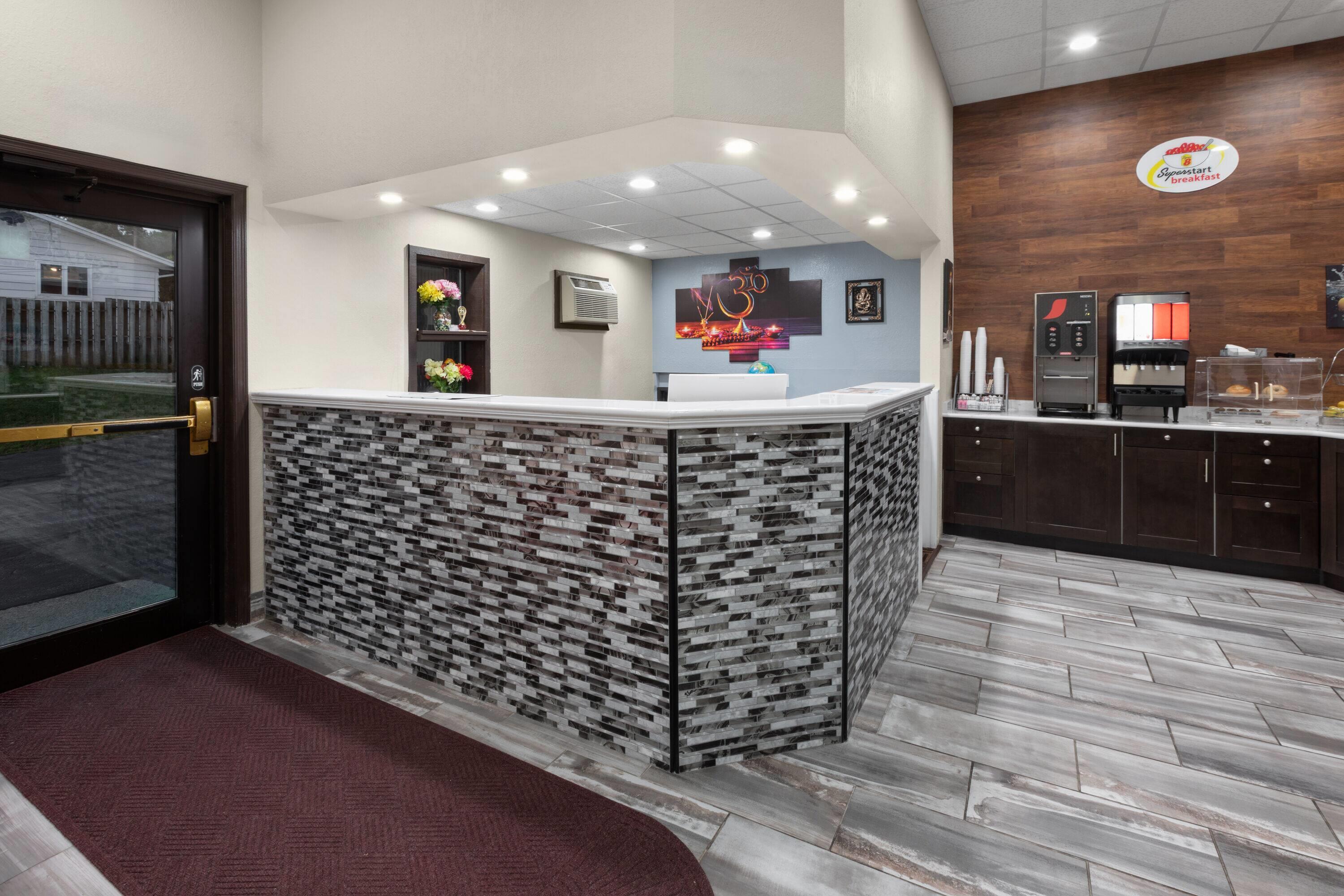 Reception | Super 8 by Wyndham Winona MN
