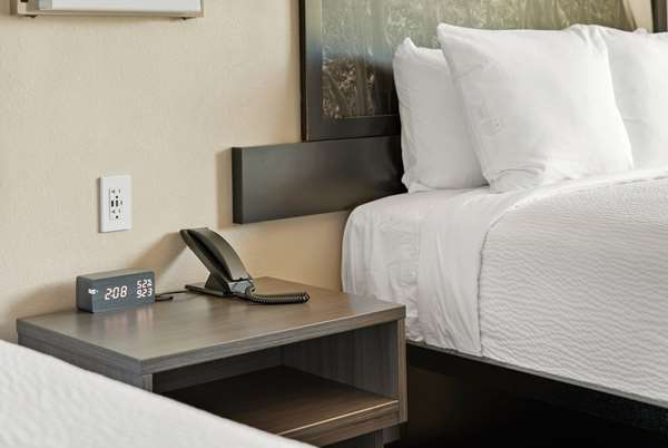  - Super 8 Hotel Charlottesville