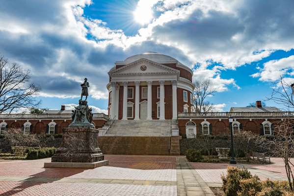  - Super 8 Hotel Charlottesville