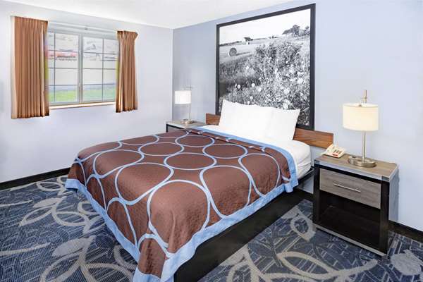  - Super 8 Hotel Johnstown