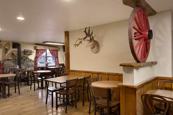 Restaurant - Super 8 Hotel Jackson