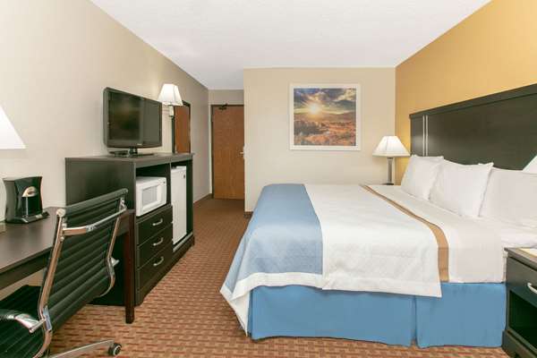  - Days Inn Hornell
