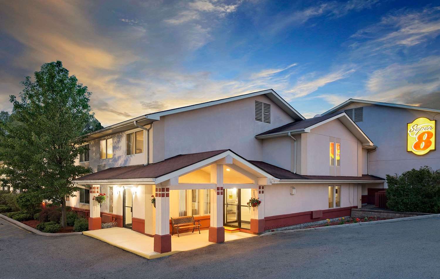 Super 8 Hotel Newburgh Ny See S Super 8 Hotel Newburgh Ny See S